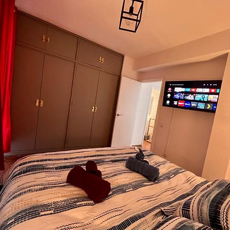 Amplio Apartamento Familiar Con Parking Privado En Pleno Centro De Cordoue Extérieur photo