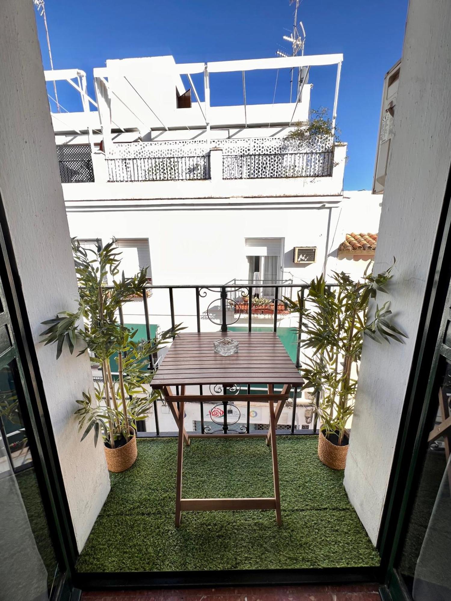 Amplio Apartamento Familiar Con Parking Privado En Pleno Centro De Cordoue Extérieur photo
