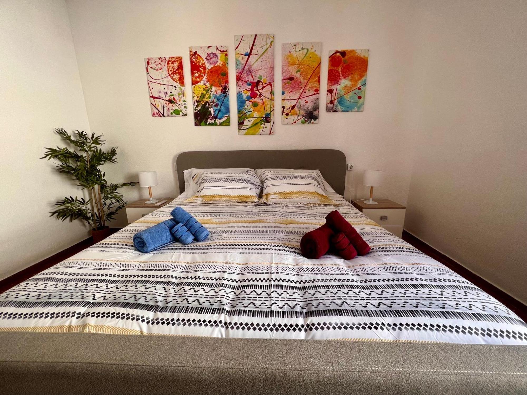 Amplio Apartamento Familiar Con Parking Privado En Pleno Centro De Cordoue Extérieur photo